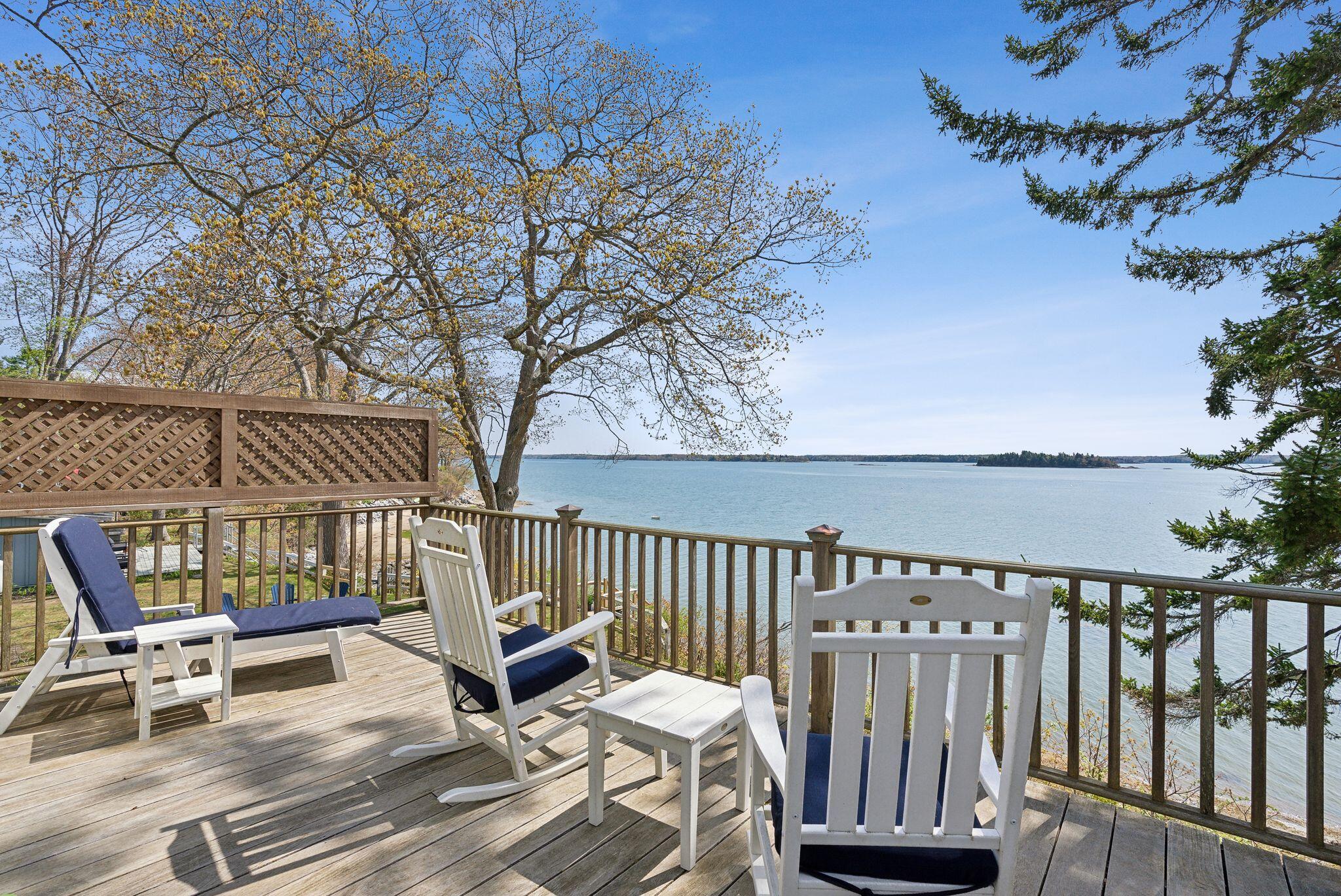 44 Maquoit Drive Freeport ME 04032