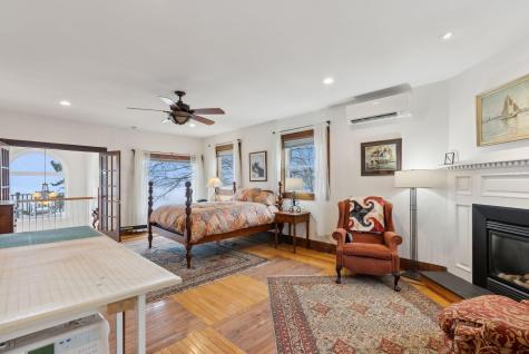 44 Maquoit Drive Freeport ME 04032