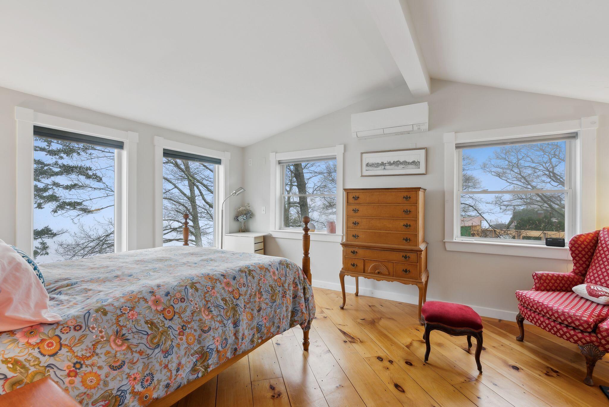 44 Maquoit Drive Freeport ME 04032