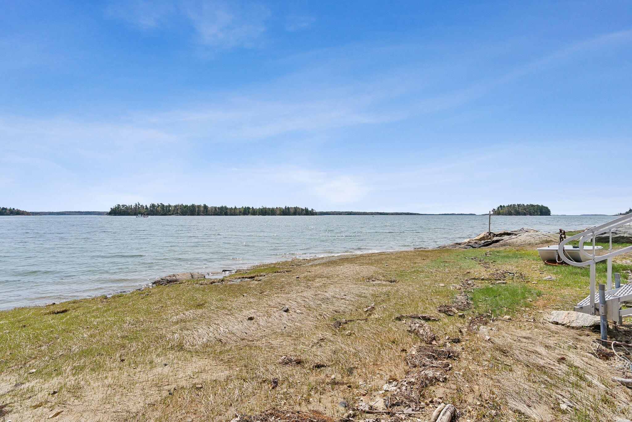 44 Maquoit Drive Freeport ME 04032