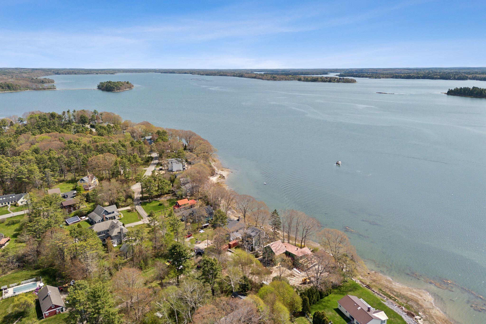 44 Maquoit Drive Freeport ME 04032