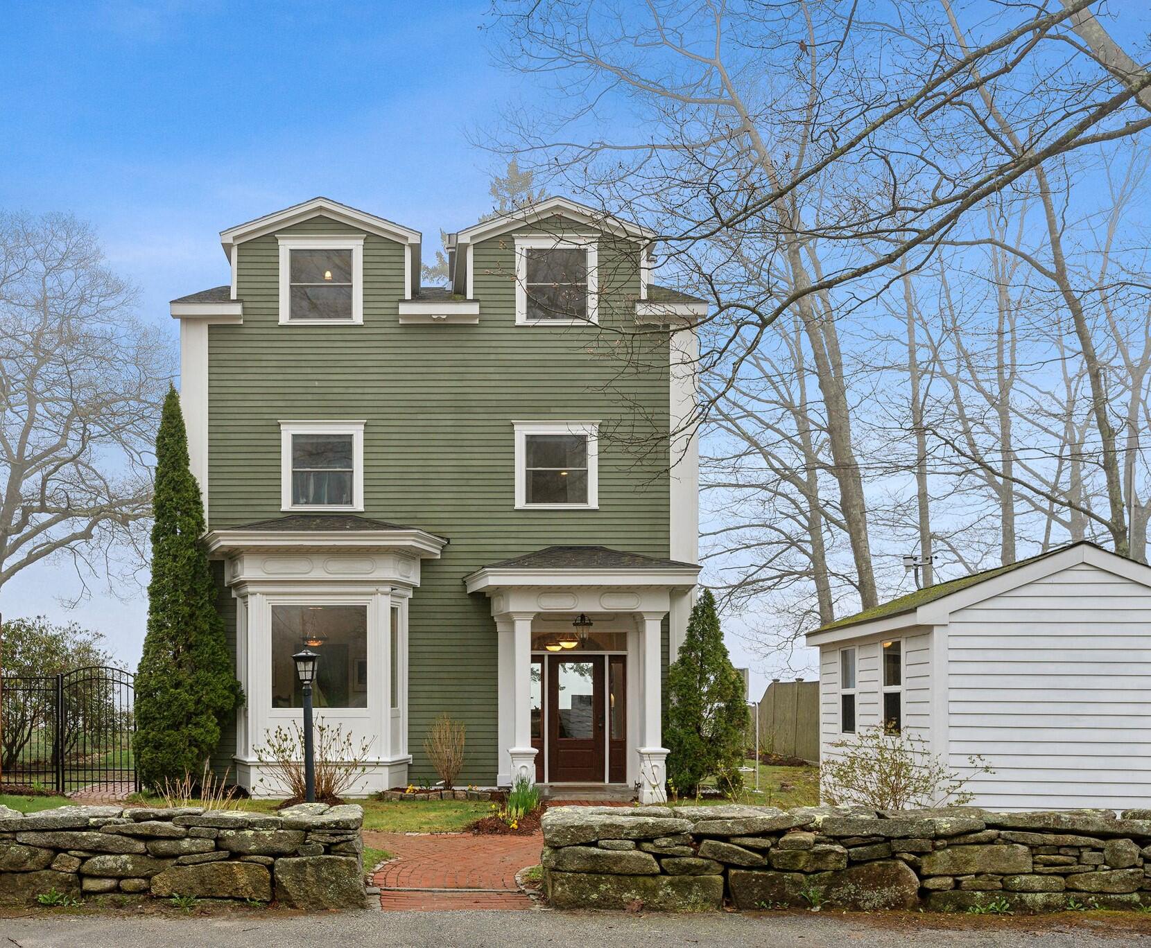 44 Maquoit Drive Freeport ME 04032