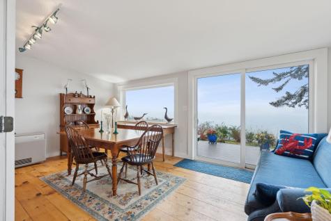 44 Maquoit Drive Freeport ME 04032