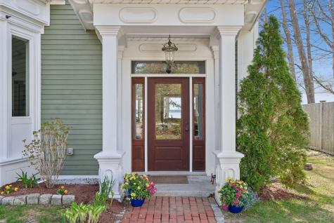 44 Maquoit Drive Freeport ME 04032