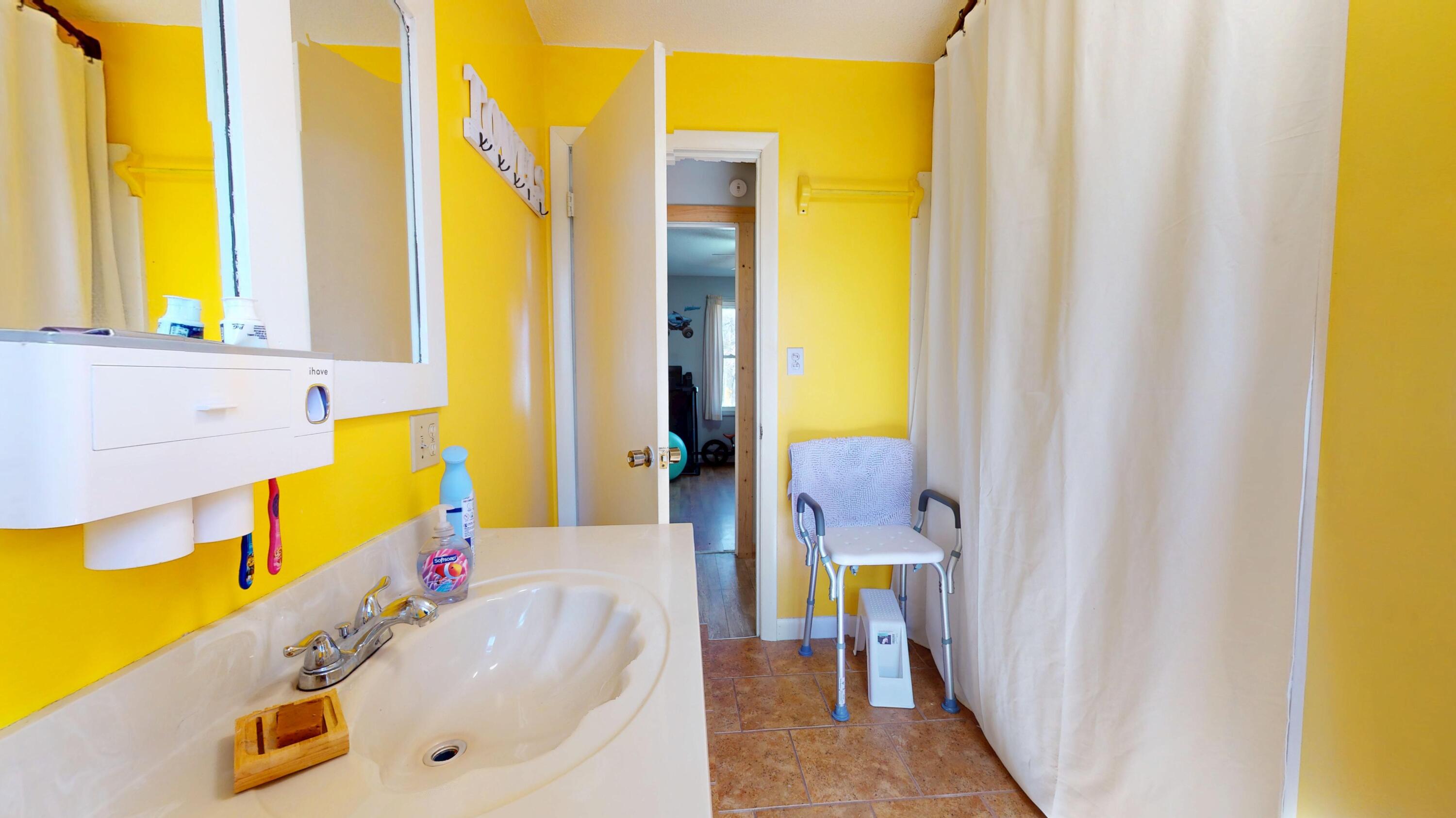 372 Massachusetts Avenue Millinocket ME 04462