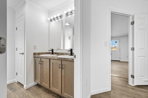 83 Mount Vernon Road Augusta ME 04330