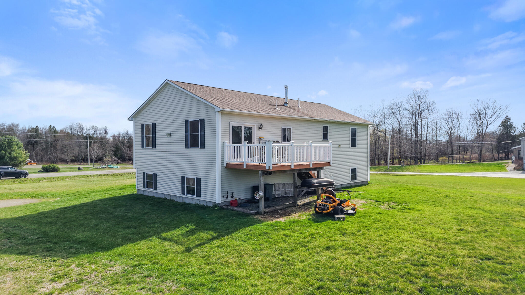 66 Bradbury Drive Corinth ME 04427