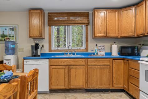 40 Highpoint Drive Frye Island ME 04071