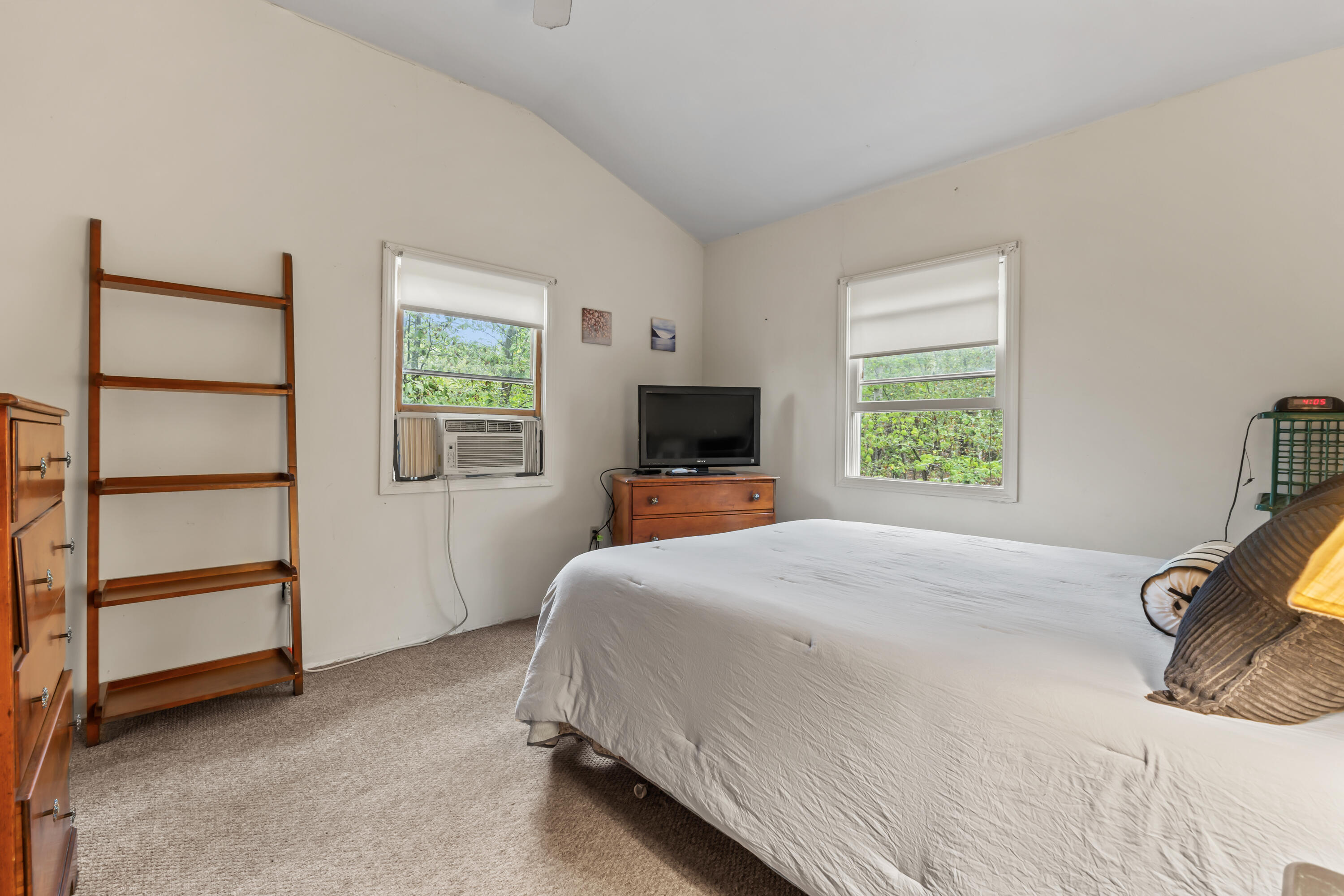 40 Highpoint Drive Frye Island ME 04071