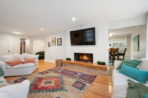 410 Mount Hope Avenue Bangor ME 04401