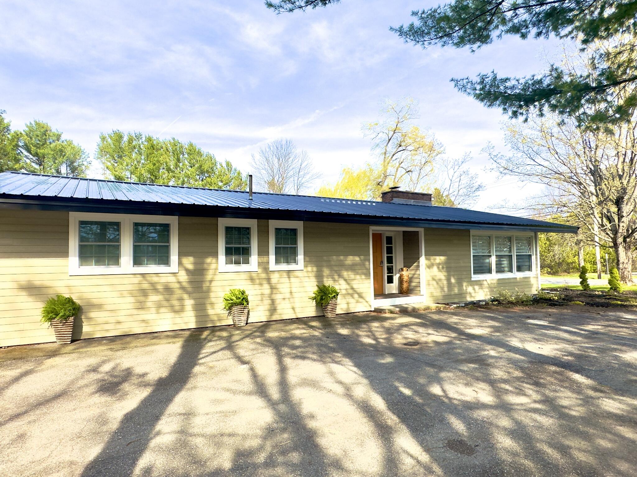 410 Mount Hope Avenue Bangor ME 04401