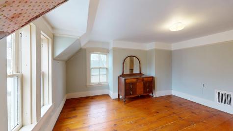 9 Sewall Street Augusta ME 04330