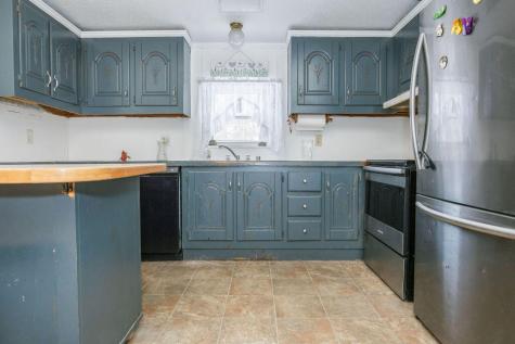 58 Starks Road New Sharon ME 04955