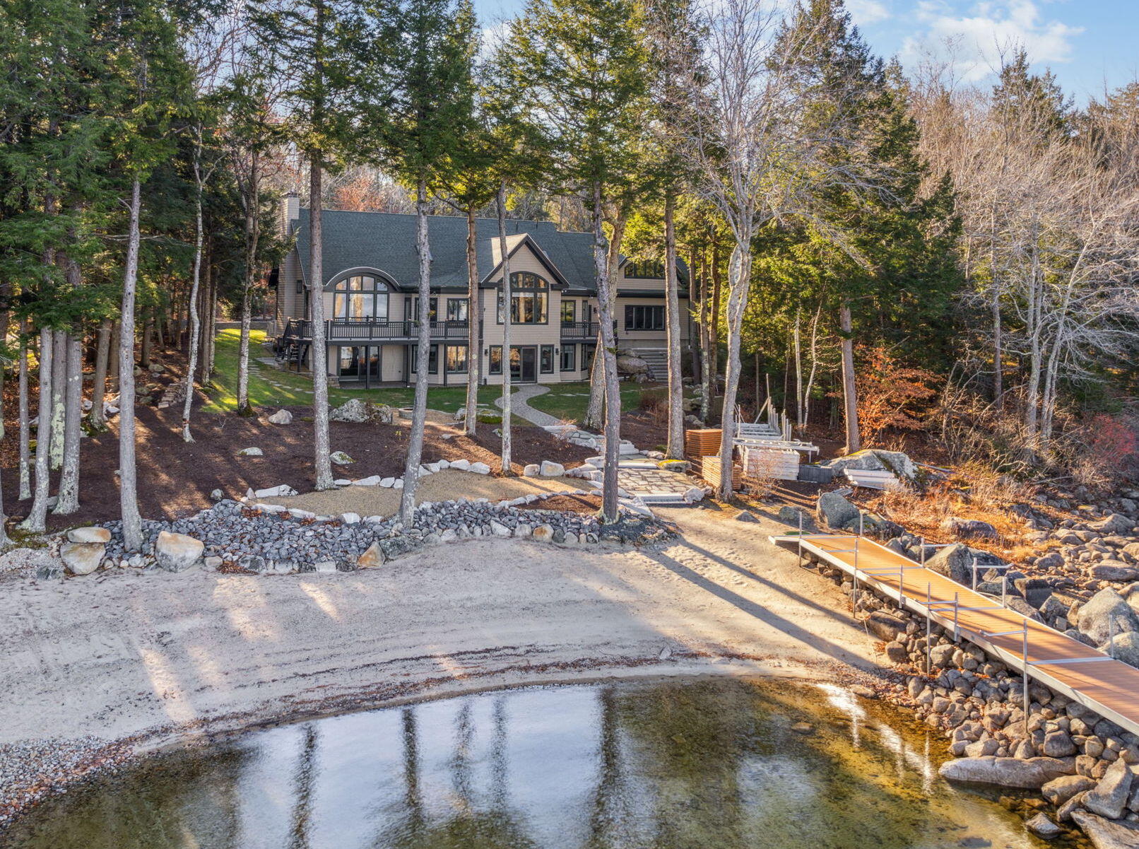 25 Rusty Road Raymond ME 04071