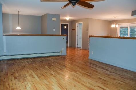 225 Mount Vernon Road Augusta ME 04330