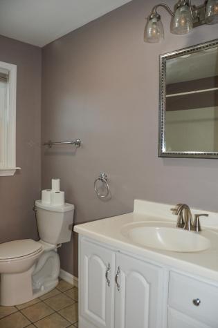 225 Mount Vernon Road Augusta ME 04330