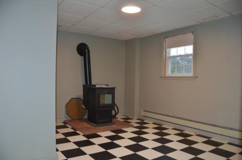 225 Mount Vernon Road Augusta ME 04330