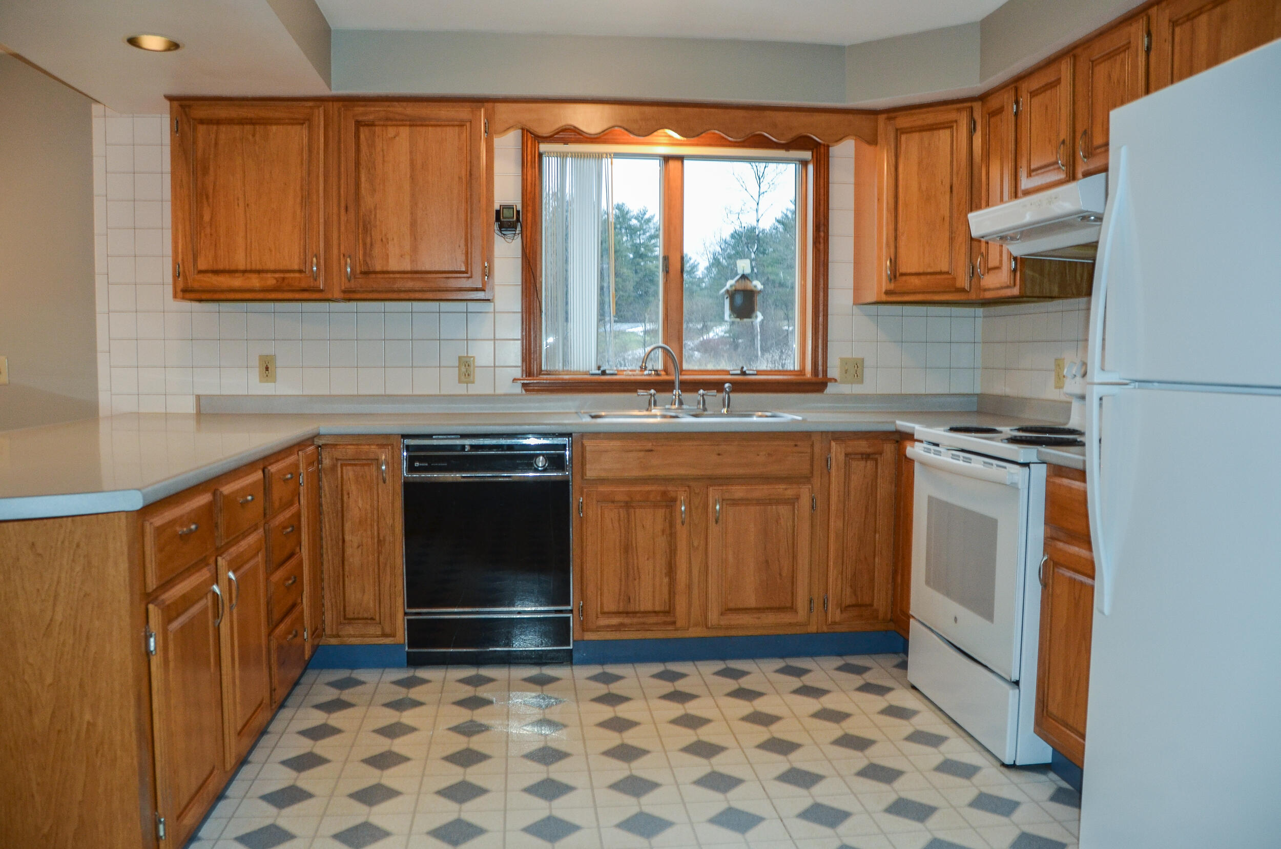 225 Mount Vernon Road Augusta ME 04330