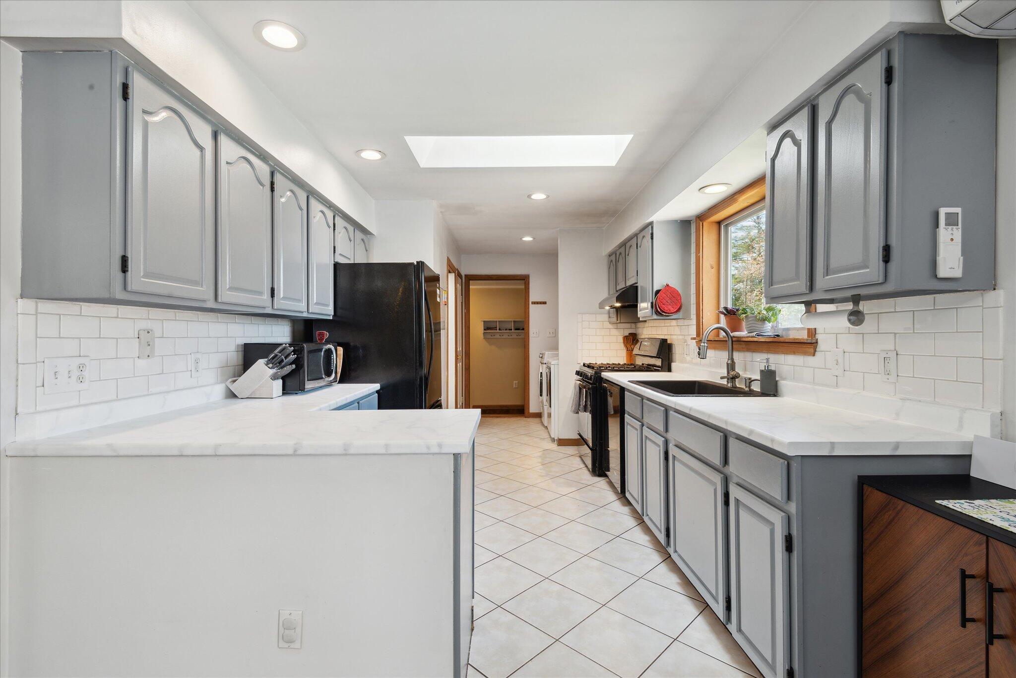 14 Pennington Lane Amherst ME 04605