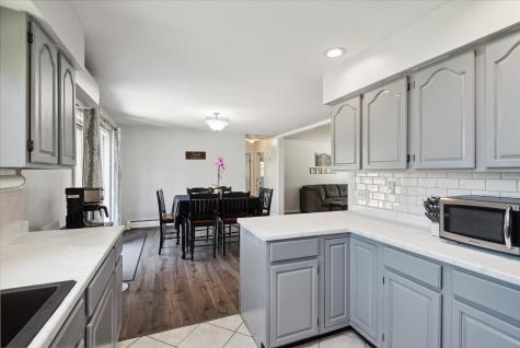 14 Pennington Lane Amherst ME 04605