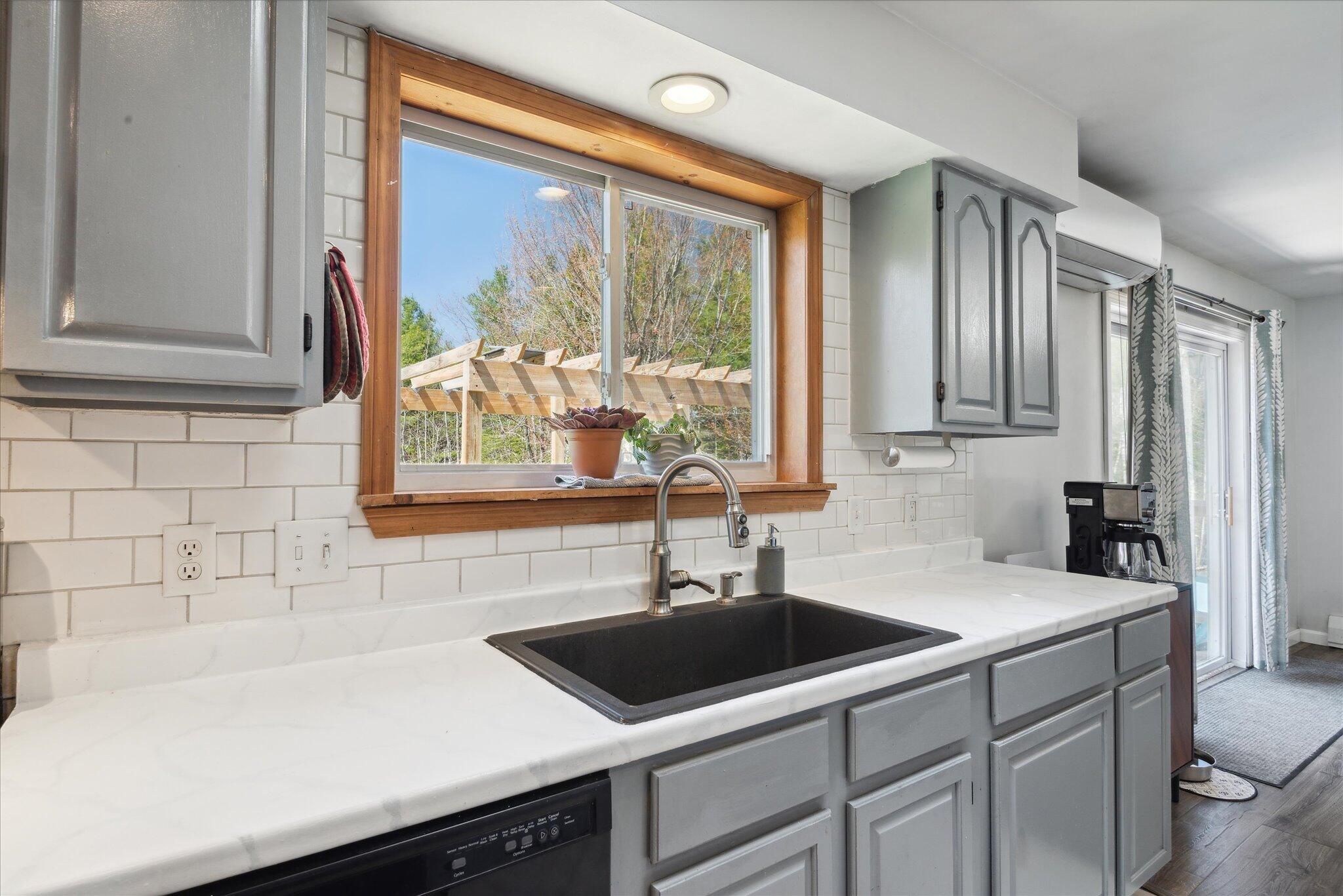 14 Pennington Lane Amherst ME 04605