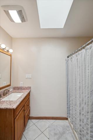 14 Pennington Lane Amherst ME 04605