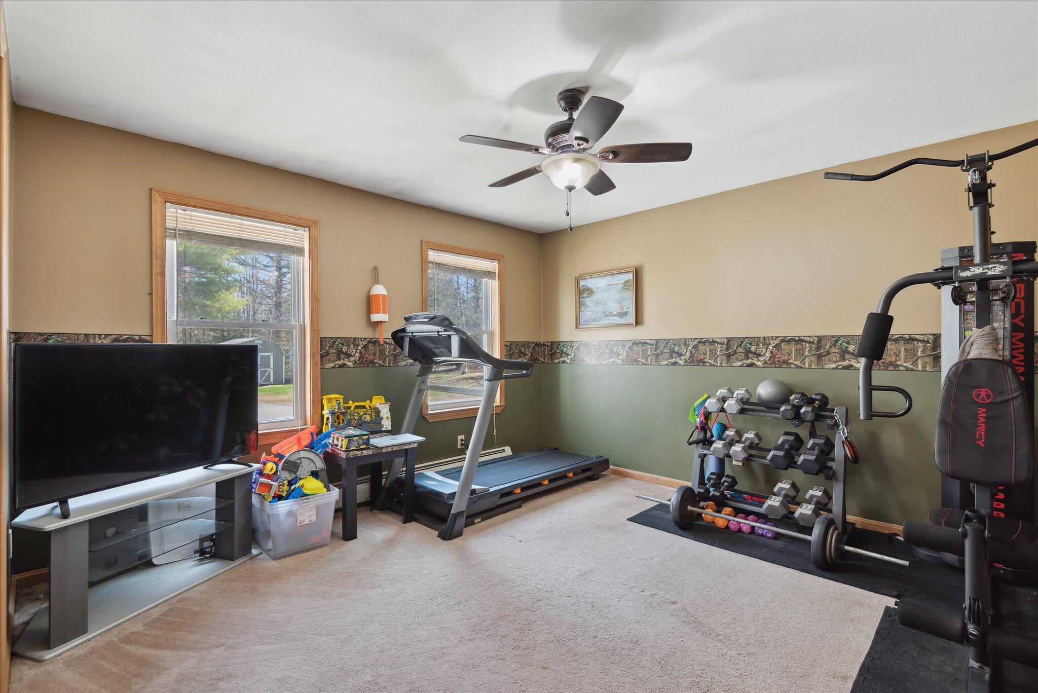 14 Pennington Lane Amherst ME 04605