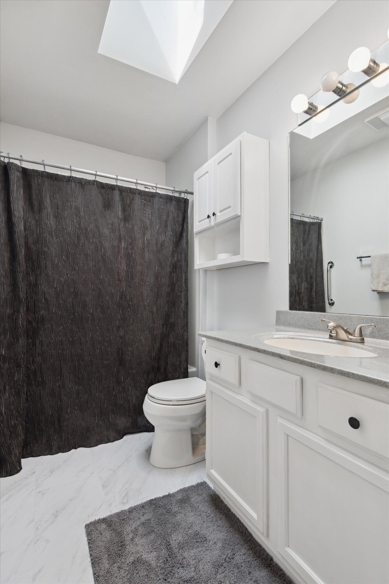 14 Pennington Lane Amherst ME 04605