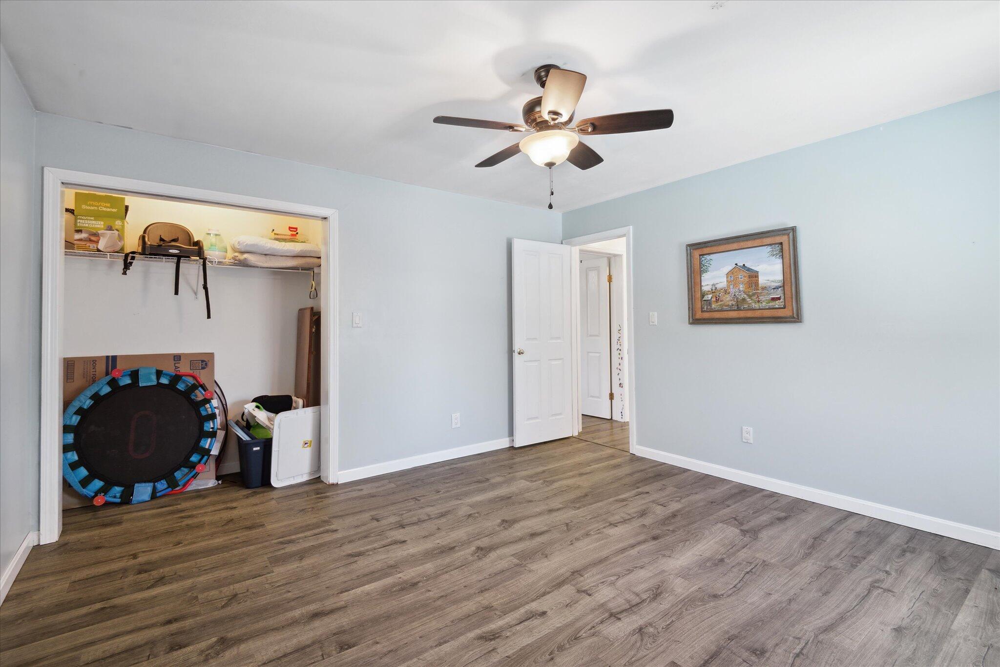 14 Pennington Lane Amherst ME 04605