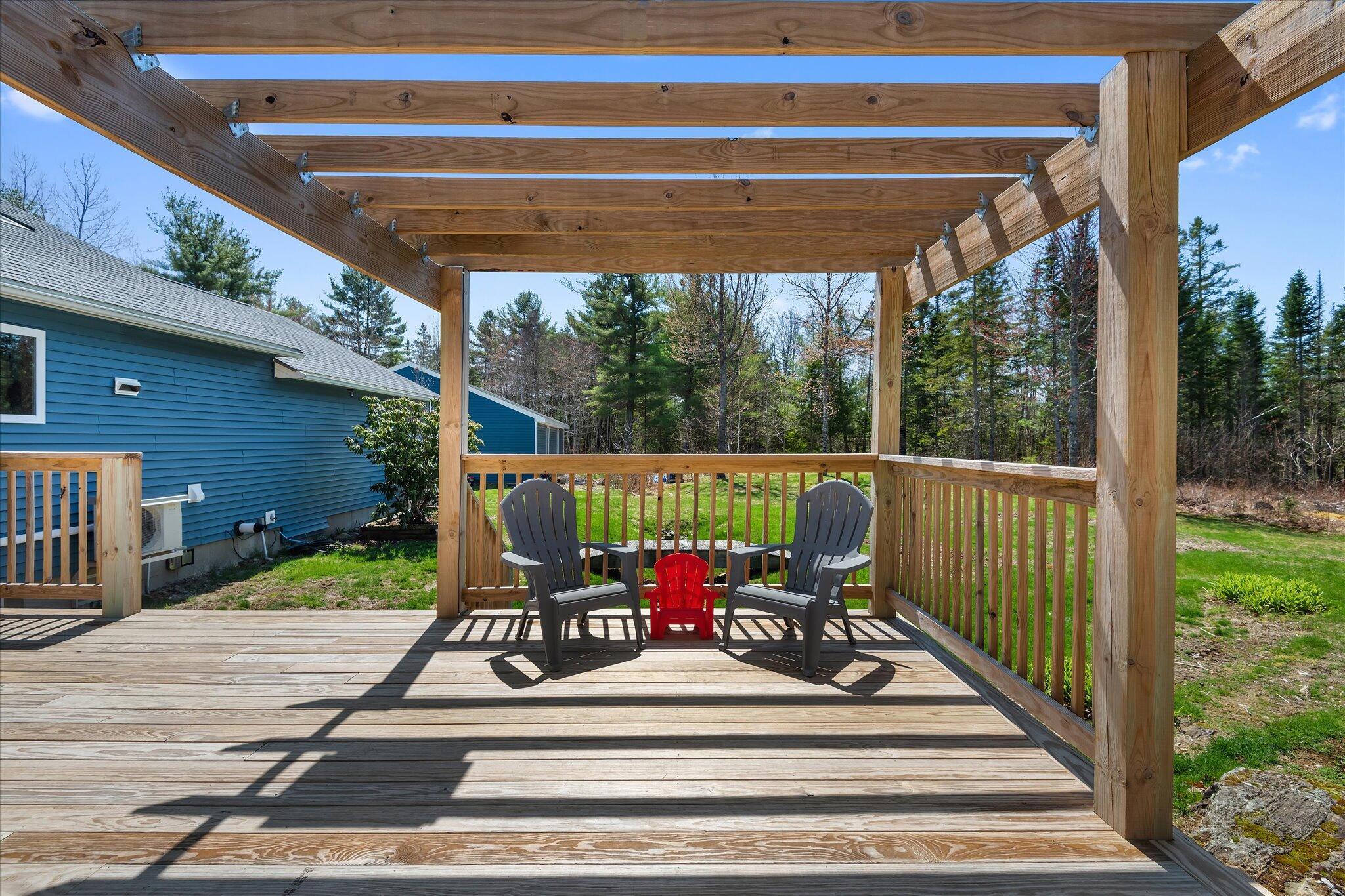 14 Pennington Lane Amherst ME 04605