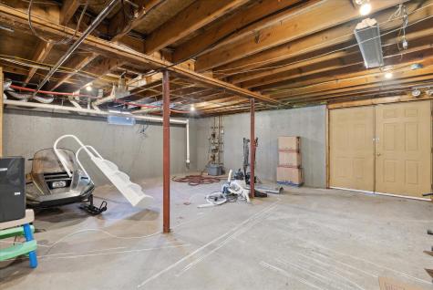 14 Pennington Lane Amherst ME 04605