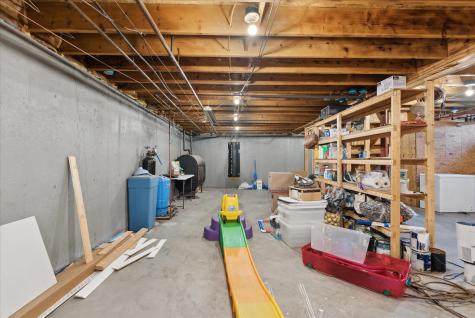 14 Pennington Lane Amherst ME 04605