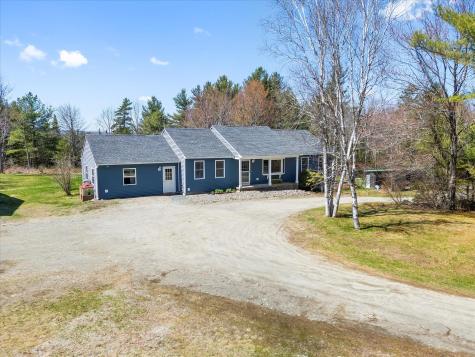 14 Pennington Lane Amherst ME 04605
