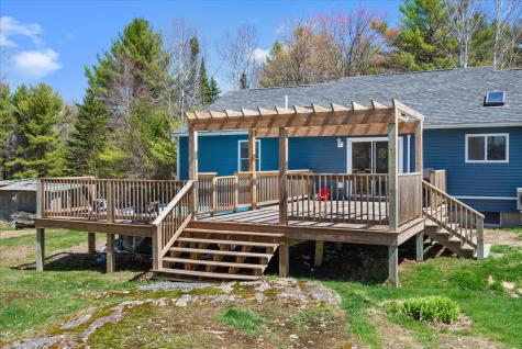 14 Pennington Lane Amherst ME 04605