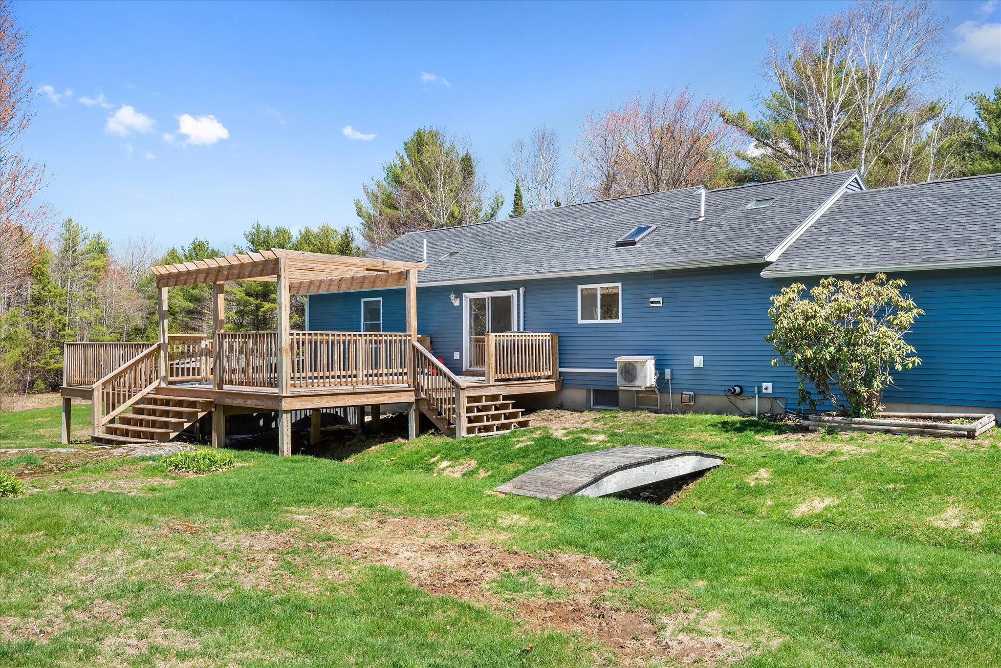 14 Pennington Lane Amherst ME 04605