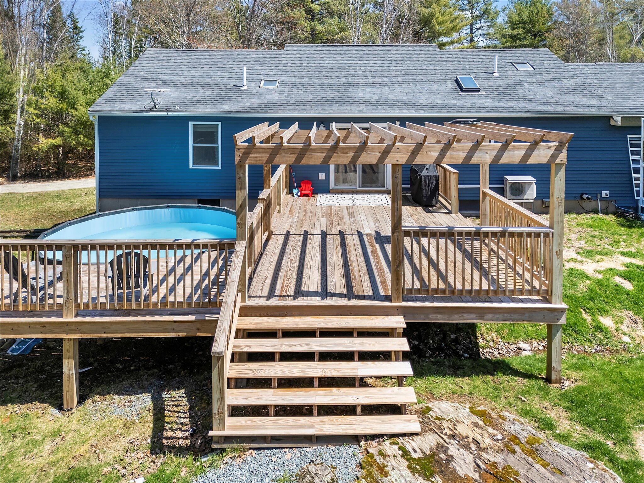 14 Pennington Lane Amherst ME 04605