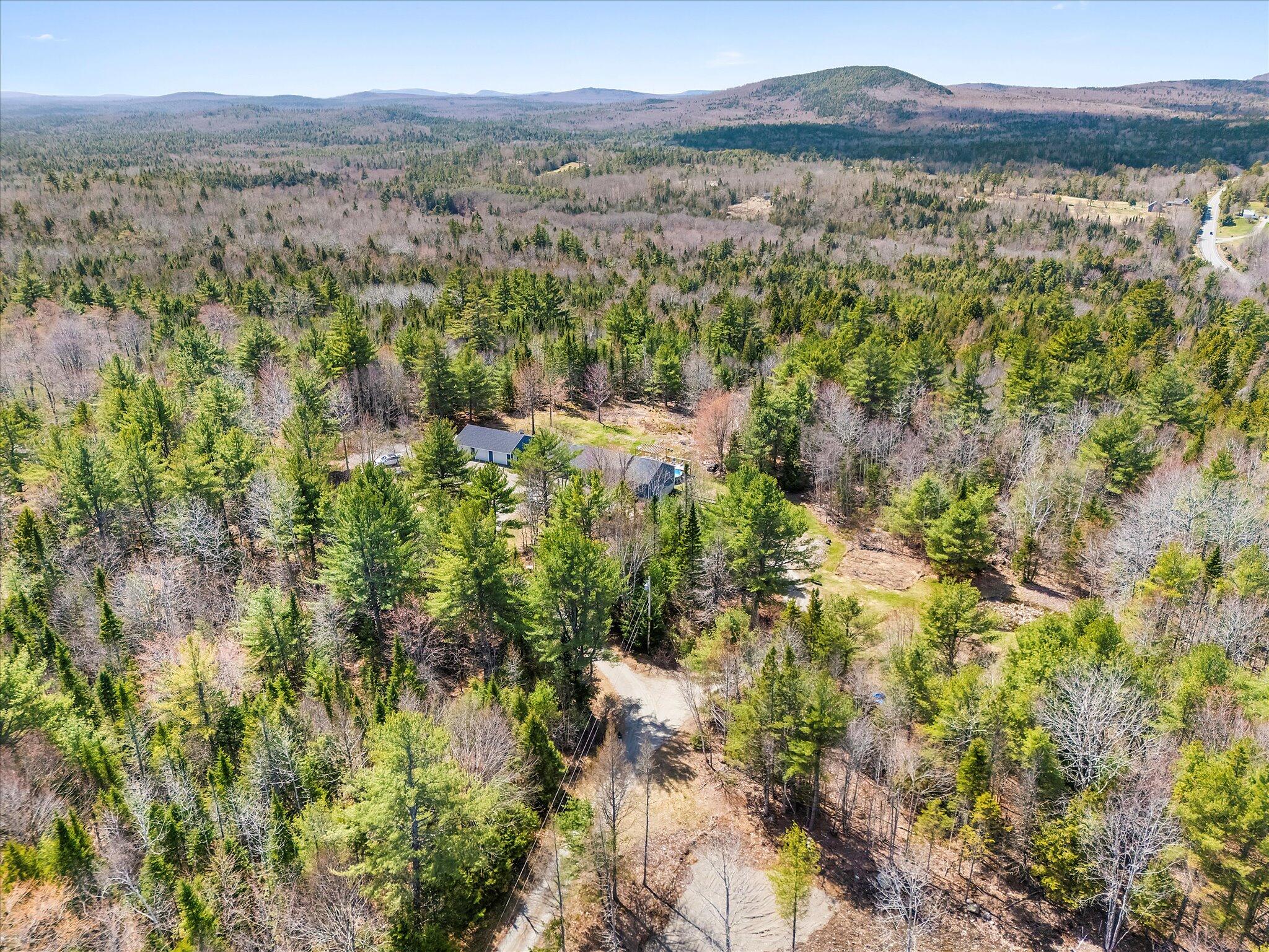 14 Pennington Lane Amherst ME 04605