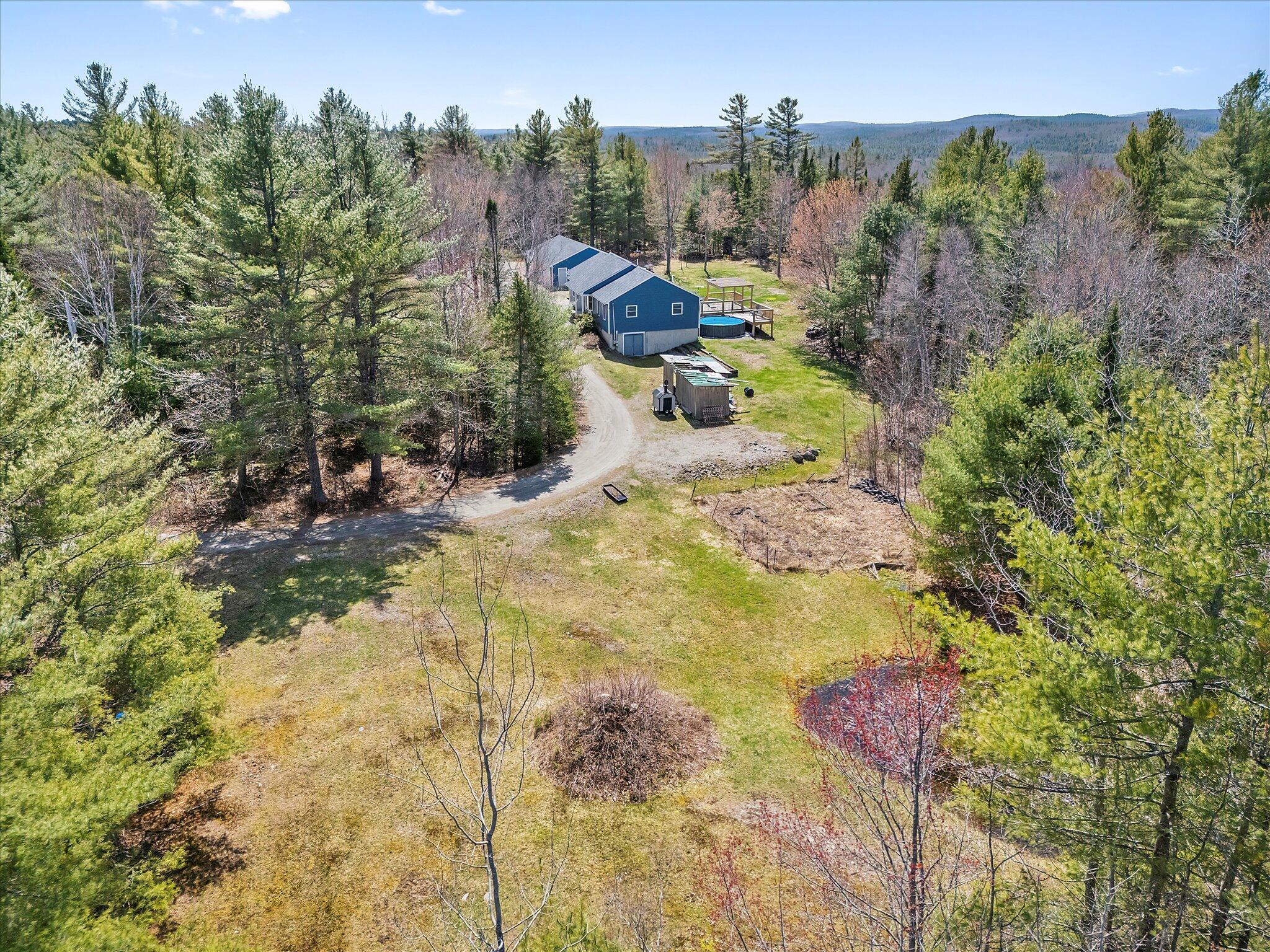 14 Pennington Lane Amherst ME 04605