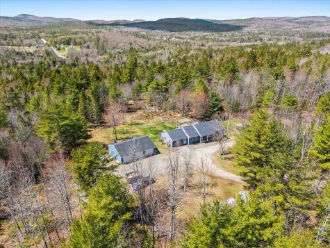 14 Pennington Lane Amherst ME 04605