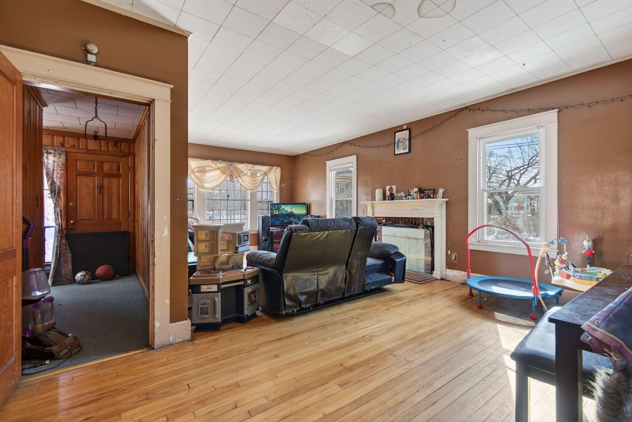 58 Central Avenue Lewiston ME 04240