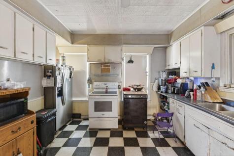 58 Central Avenue Lewiston ME 04240