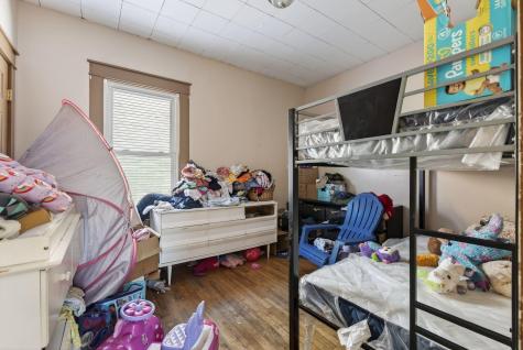 58 Central Avenue Lewiston ME 04240