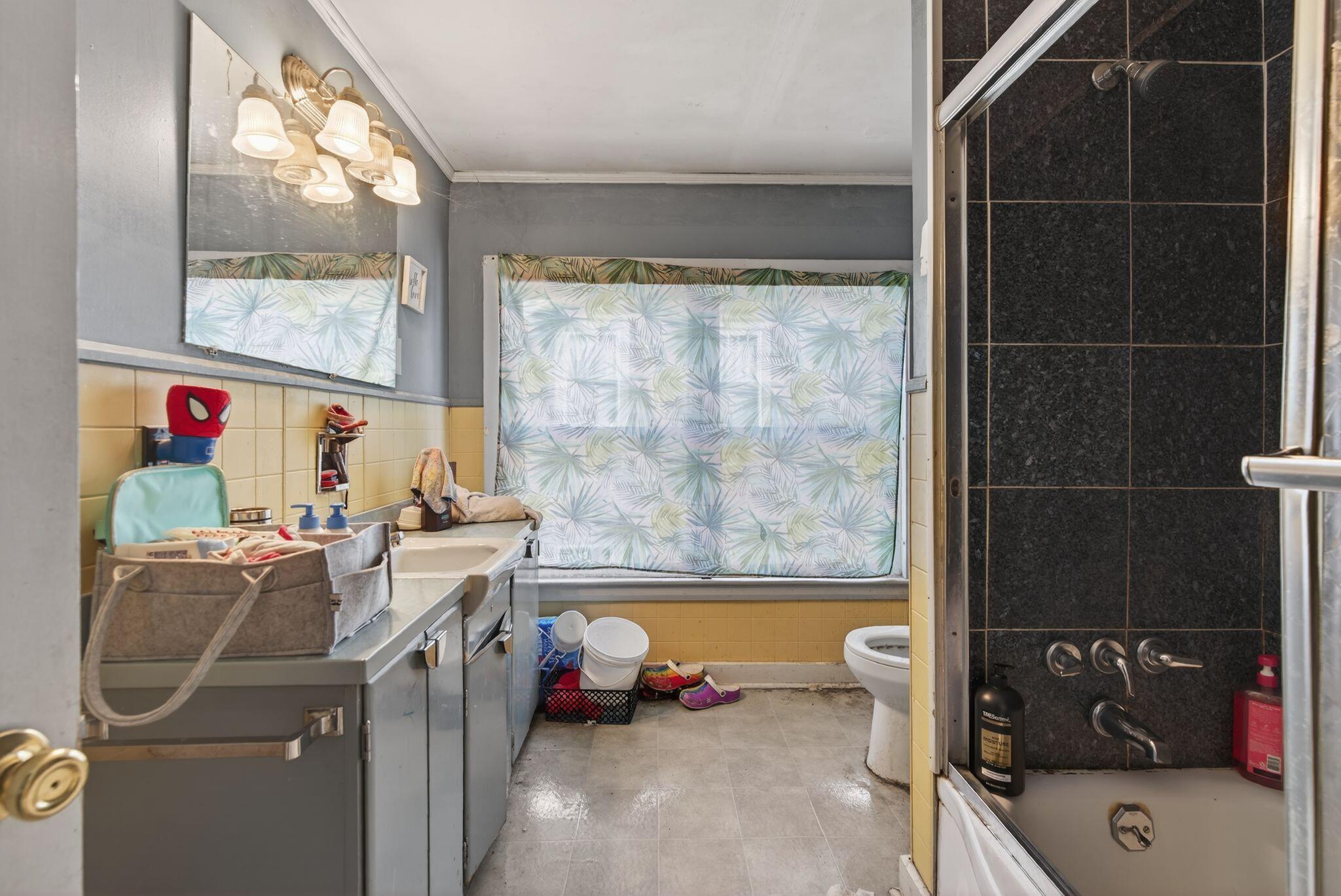 58 Central Avenue Lewiston ME 04240