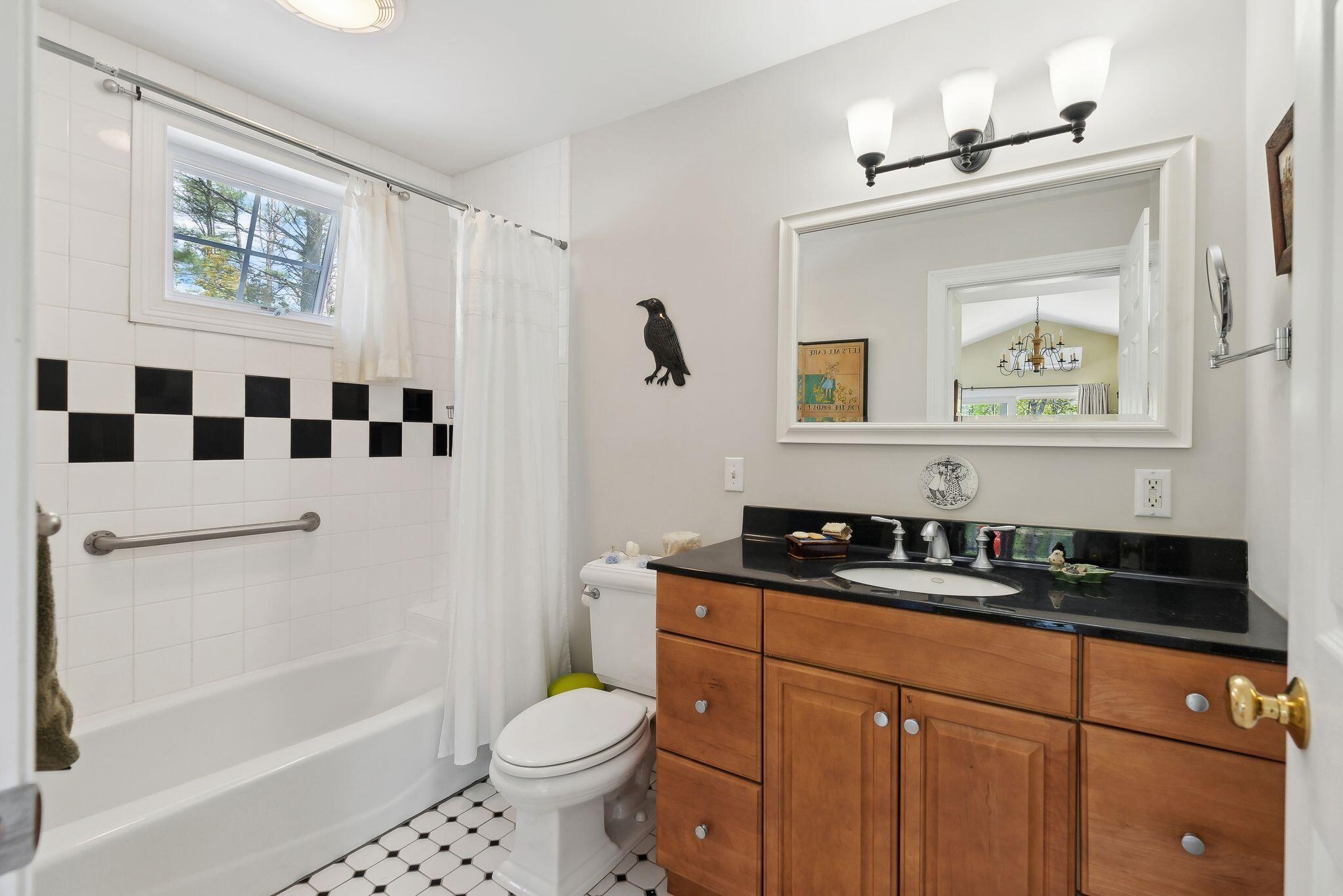 401 Princes Point Road Yarmouth ME 04096