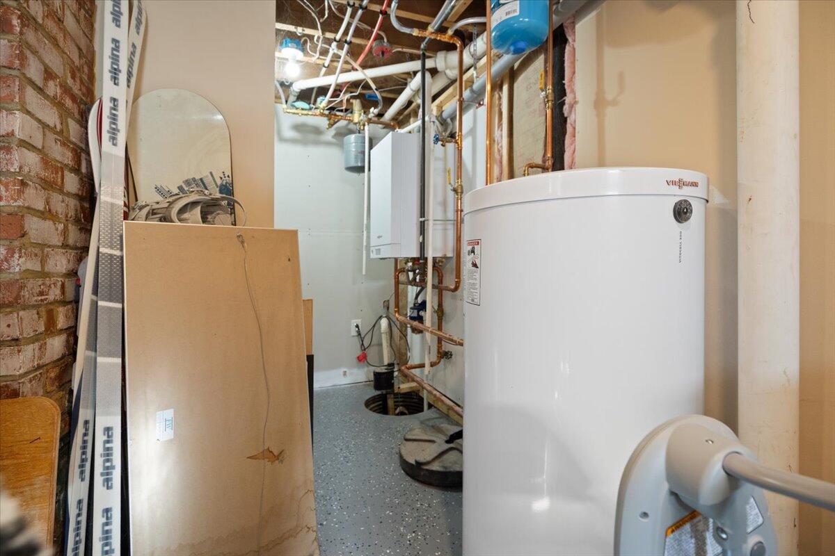 491 Turner Street Auburn ME 04210