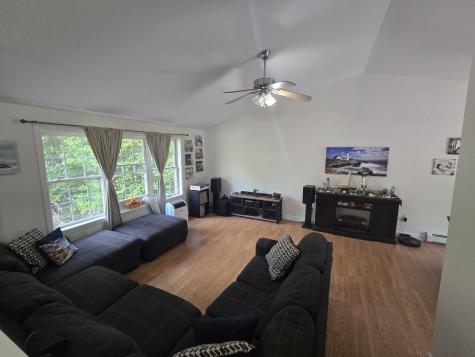 173 Center Drive Orrington ME 04474