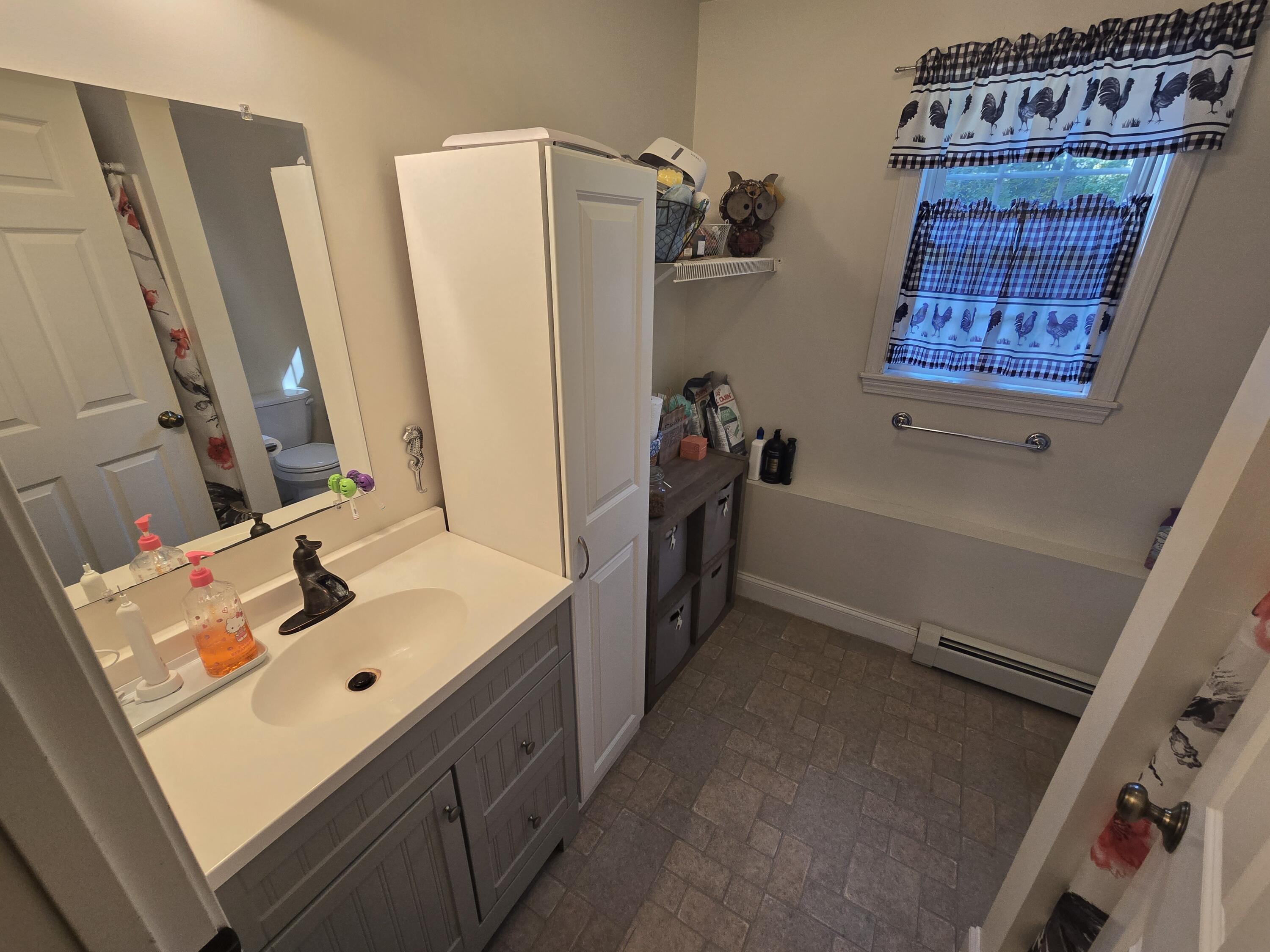 173 Center Drive Orrington ME 04474