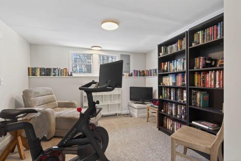 24 Day Road Gorham ME 04038