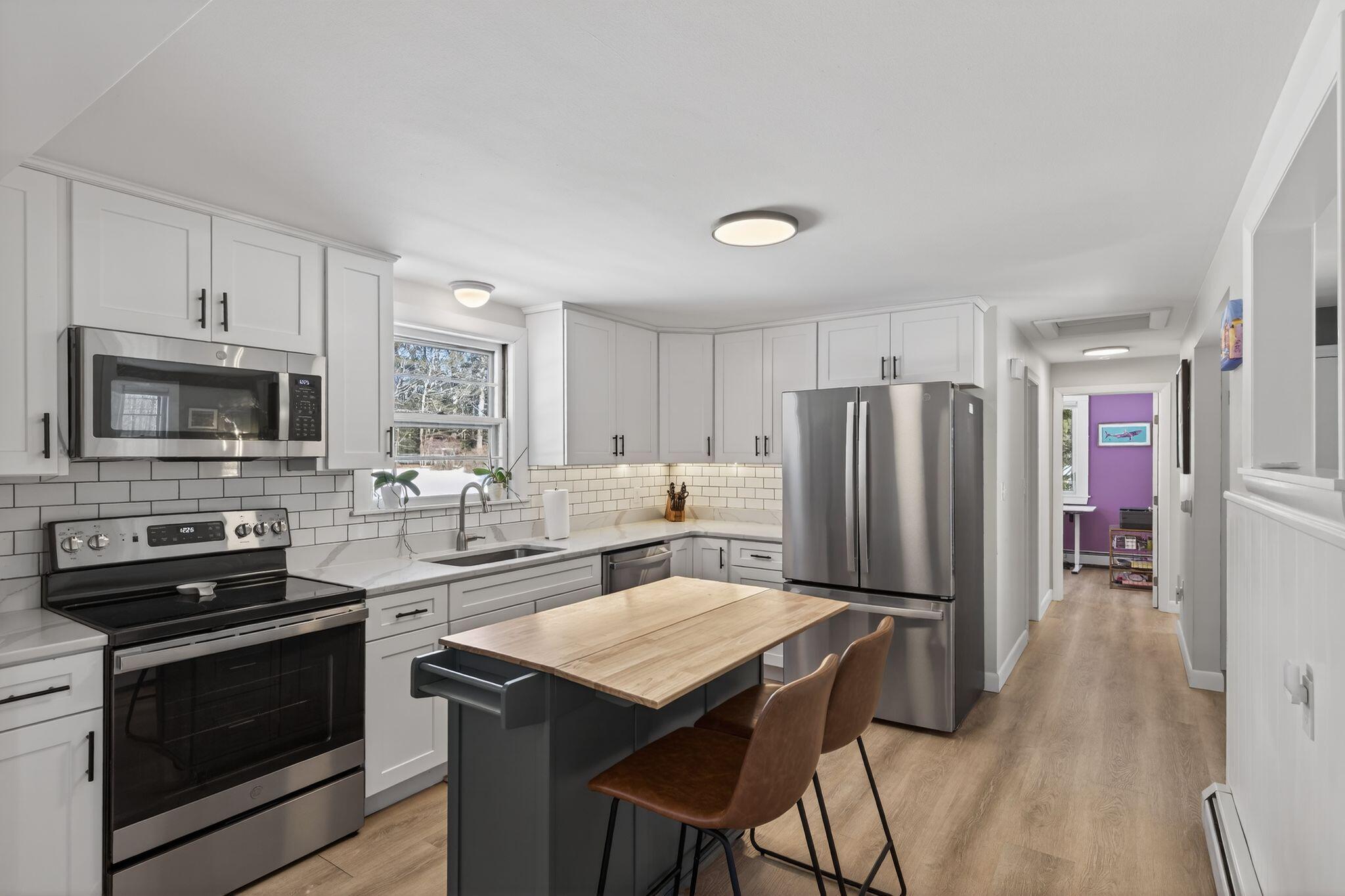 24 Day Road Gorham ME 04038