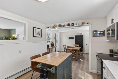 24 Day Road Gorham ME 04038